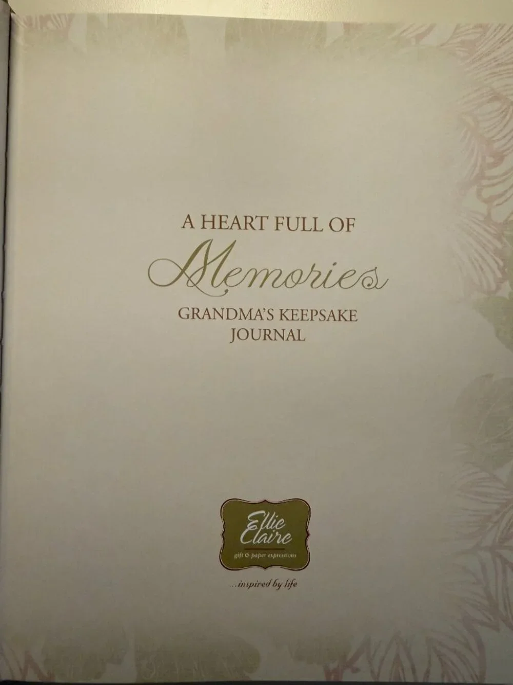 A Heart Full of Memories Grandma’s Keepsake Journal Hardcover SKU024